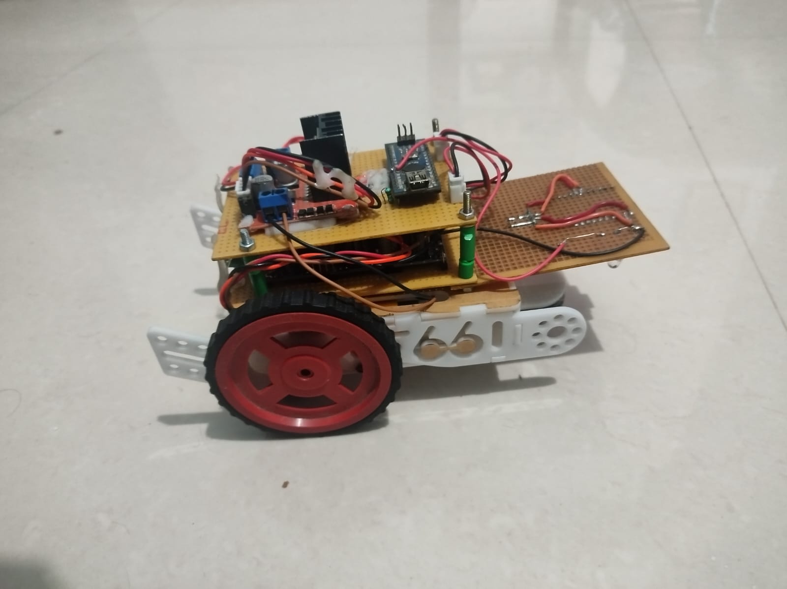 Magnetic Climbing Robot